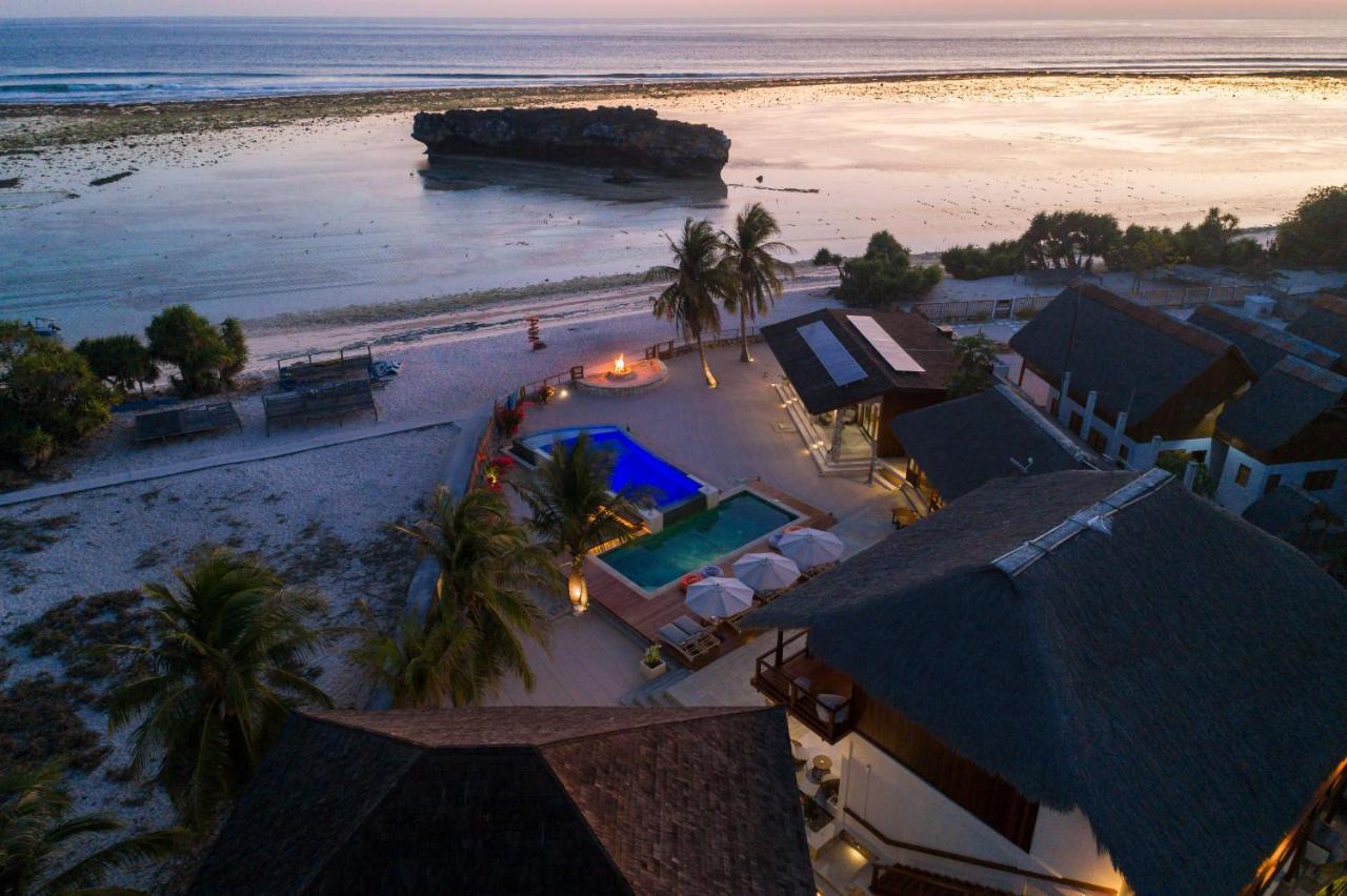 Manduna Resort ネンブララ エクステリア 写真